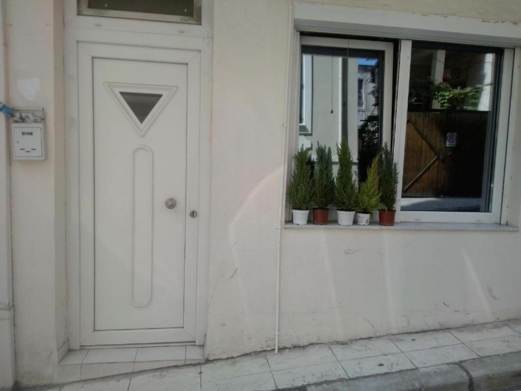 Minimal Studio. Kavala